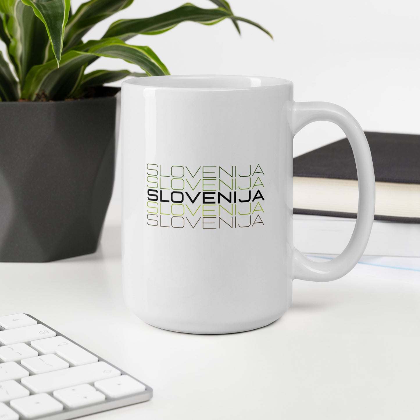 Skodelica bela - Slovenija