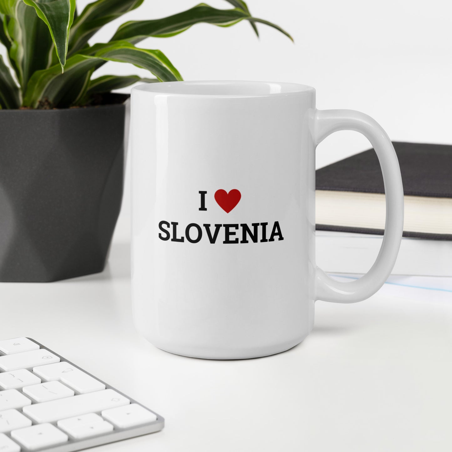 Skodelica bela - I LOVE SLOVENIA