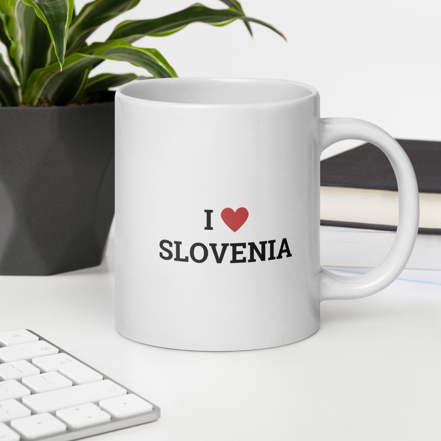 Skodelica bela - I LOVE SLOVENIA